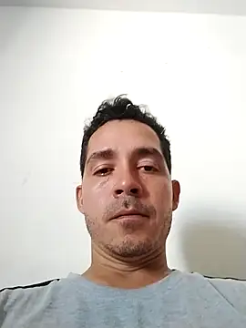 Gabriel leon33 online show from 04/13/26, 08:02