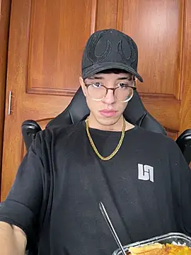 ArthurDaviess online show from 04/02/26, 08:43