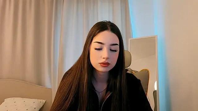 Snapshot of noonespyed chatting on 04/09/26, 04:47 noonespyed online show from 04/09/26, 04:47