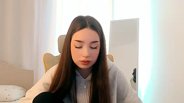 Snapshot of noonespyed chatting on 03/31/26, 04:47 noonespyed online show from 03/31/26, 04:47