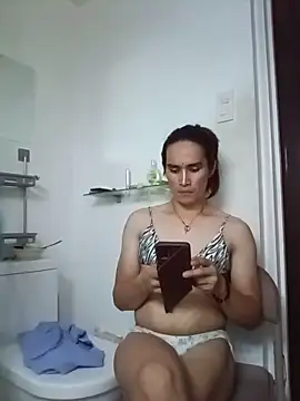 HornyKerujieTrans online show from 05/27/26, 09:55