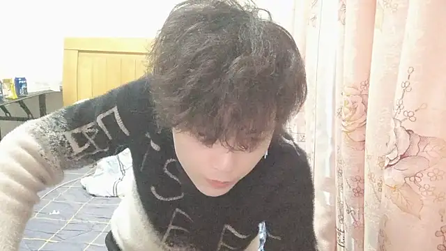 Snapshot of xiatianjun chatting on 03/26/26, 12:03 xiatianjun online show from 03/26/26, 12:03