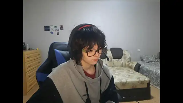 ShaynaLinley online show from 04/14/26, 09:20