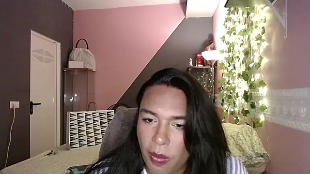 Snapshot of choquitolove1 chatting on 04/02/26, 09:21 choquitolove1 online show from 04/02/26, 09:21