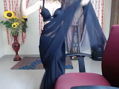 Sweety piyu online show from 04/23/26, 05:03