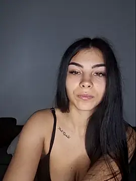 Crissdesire online show from 03/27/26, 03:02