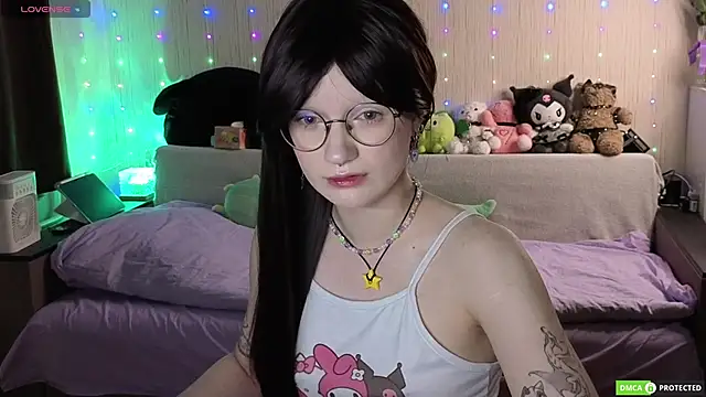 JulietFisher online show from 05/10/26, 04:16