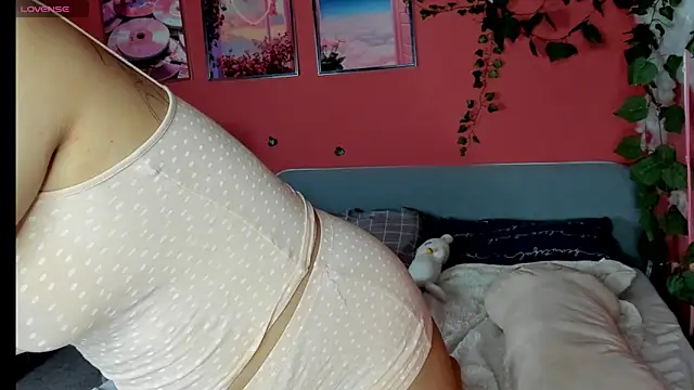 Amelia goth online show from 05/27/26, 01:57