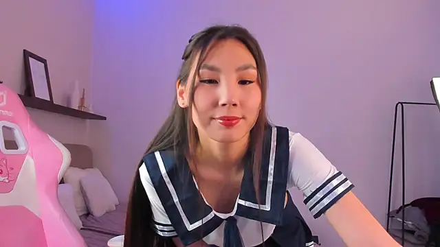 Snapshot of LexieLee chatting on 05/21/26, 10:01 LexieLee online show from 05/21/26, 10:01