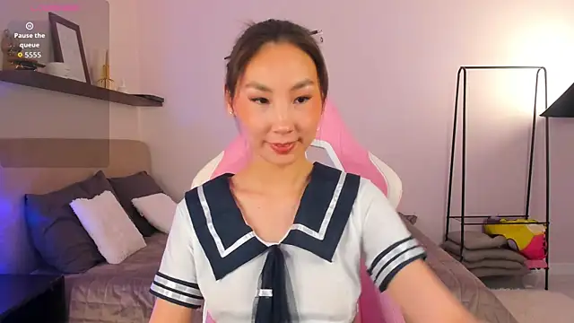 Snapshot of LexieLee chatting on 06/12/26, 10:02 LexieLee online show from 06/12/26, 10:02