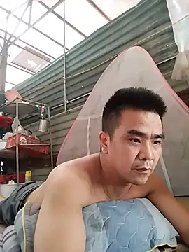 Snapshot of Tinh_love chatting on 07/17/26, 03:04 Tinh love online show from 07/17/26, 03:04