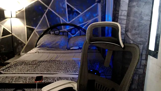 demeterfoxx online show from 04/02/26, 01:24