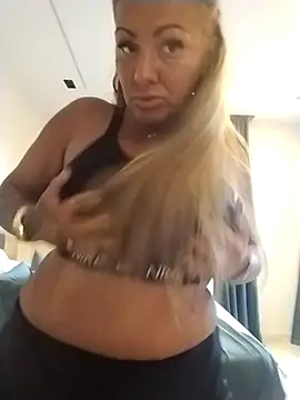 Exotic ParisX online show from 03/31/26, 05:31