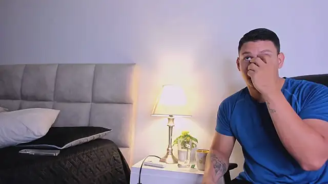 Chriss Diamond online show from 07/10/26, 08:42