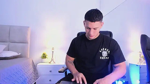 Chriss Diamond online show from 05/24/26, 08:53