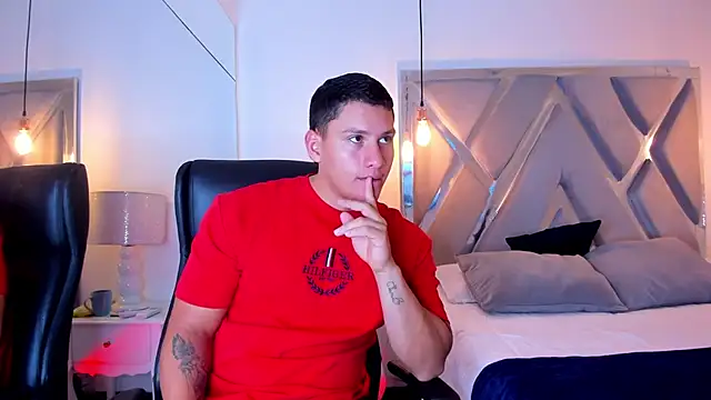 Chriss Diamond online show from 03/29/26, 08:21