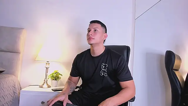 Chriss Diamond online show from 06/29/26, 08:52