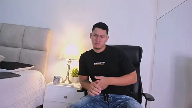 Chriss Diamond online show from 07/13/26, 08:19