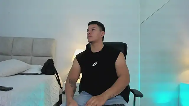 Chriss Diamond online show from 05/15/26, 03:15