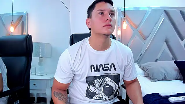 Chriss Diamond online show from 03/28/26, 08:32