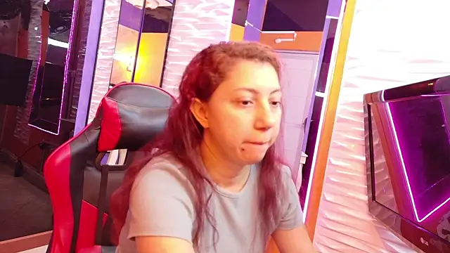 Julietta mx online show from 04/14/26, 01:27