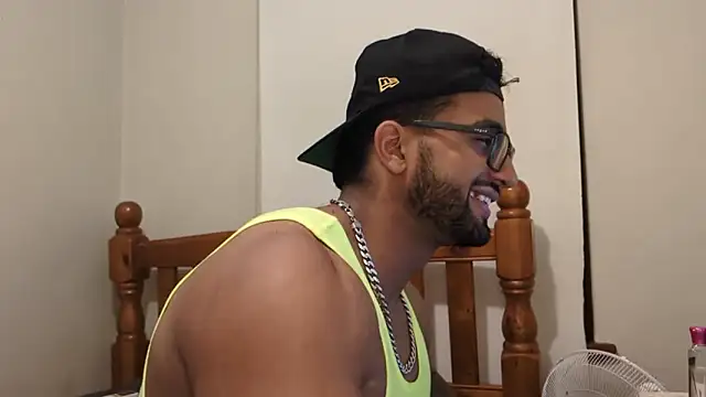 robin103666 online show from 03/28/26, 01:45