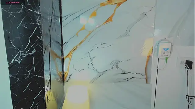 sophia vivass online show from 04/10/26, 12:17