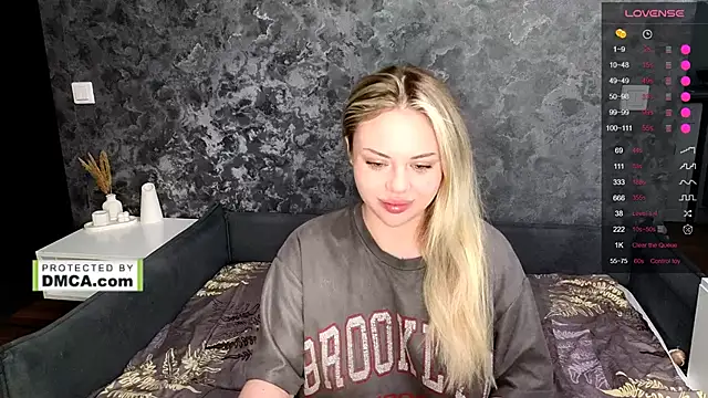 StasyLucke online show from 04/25/26, 04:26