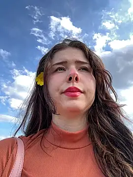 leiawifey online show from 04/10/26, 01:51