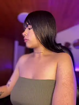 Violetaa pink18 online show from 04/08/26, 02:07