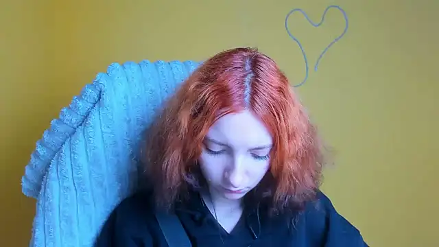 Snapshot of Butterfly_Milly chatting on 07/14/26, 05:45 Butterfly Milly online show from 07/14/26, 05:45