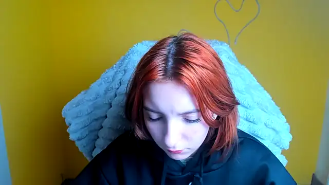 Butterfly Milly online show from 04/19/26, 06:03