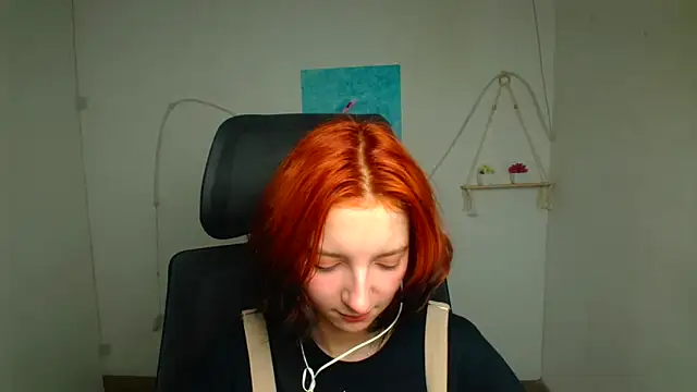 Butterfly Milly online show from 05/05/26, 11:46