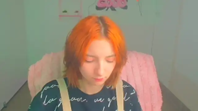 Butterfly Milly online show from 04/13/26, 11:47