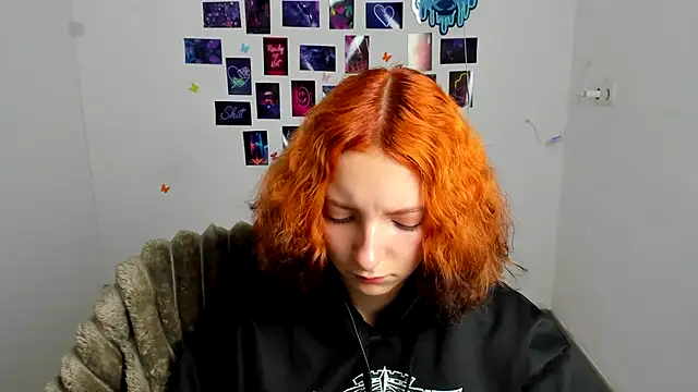 Snapshot of Butterfly_Milly chatting on 07/06/26, 05:47 Butterfly Milly online show from 07/06/26, 05:47