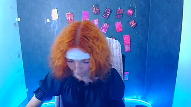 Snapshot of Butterfly_Milly chatting on 08/06/26, 05:57 Butterfly Milly online show from 08/06/26, 05:57