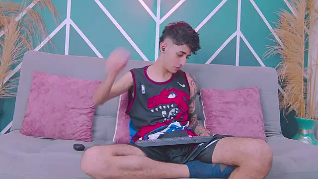 Martony Storm online show from 04/14/26, 12:21