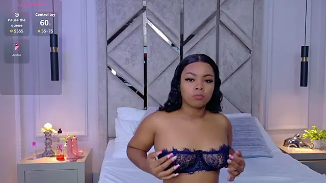 Valentina-Garcia online show from 04/26/26, 04:54