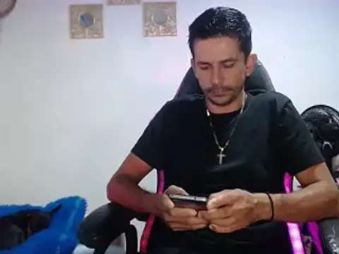 21Latinlover online show from 04/09/26, 04:14