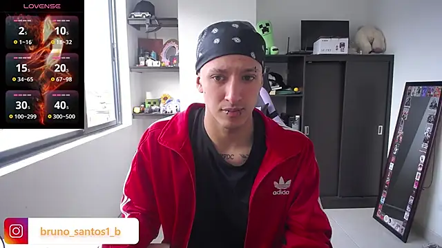 Snapshot of Bruno_santos1 chatting on 05/13/26, 12:45 Bruno santos1 online show from 05/13/26, 12:45