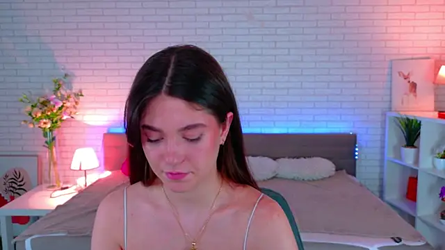 SunnyBloss online show from 04/18/26, 02:52