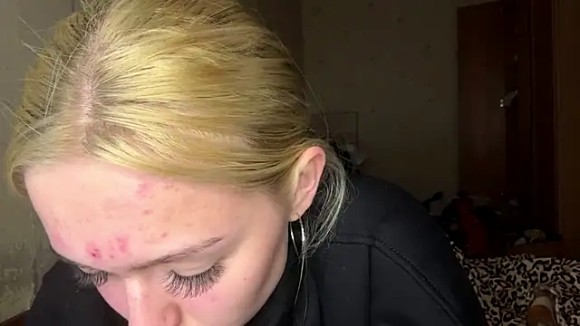 Sophia Blonde online show from 04/28/26, 03:38