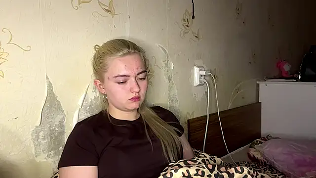Sophia Blonde online show from 04/24/26, 01:18