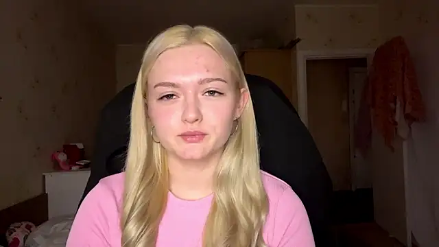 Sophia Blonde online show from 04/02/26, 01:46