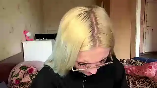 Sophia Blonde online show from 05/06/26, 03:16