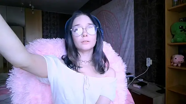 baby onface online show from 04/27/26, 08:45