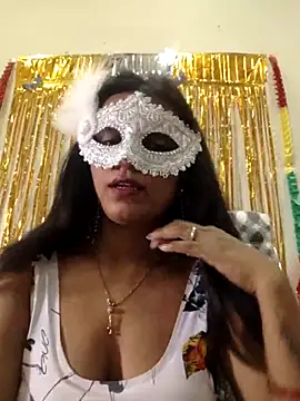 Snapshot of khushi_ji00 chatting on 06/14/26, 10:38 khushi ji00 online show from 06/14/26, 10:38