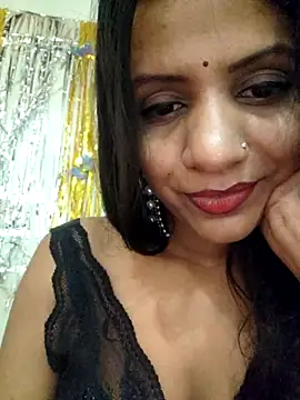 Snapshot of khushi_ji00 chatting on 07/04/26, 04:41 khushi ji00 online show from 07/04/26, 04:41