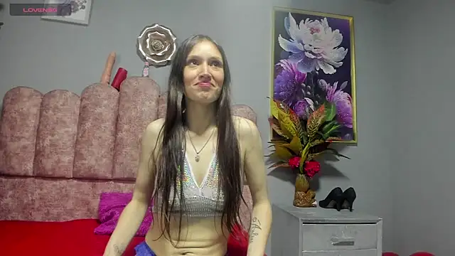 EiraLove online show from 04/07/26, 07:26