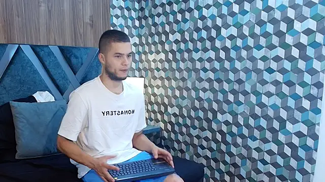 Snapshot of Joaho_Fernandez chatting on 06/20/26, 10:09 Joaho Fernandez online show from 06/20/26, 10:09